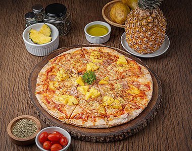 Hawaiian Pizza with Ham, Pineapple & Mozzarella Cheese (พิซซ่าฮาวายเอี้ยน) - Angle 2