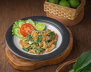 Pad Si-Ew Goong/Gai/Moo (ผัดซอิ๊ว กุ้ง/ไก่/หมู) - Angle 2