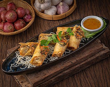 Bo Pia Tod (ปอเปี๊ยะทอ) - Angle 2